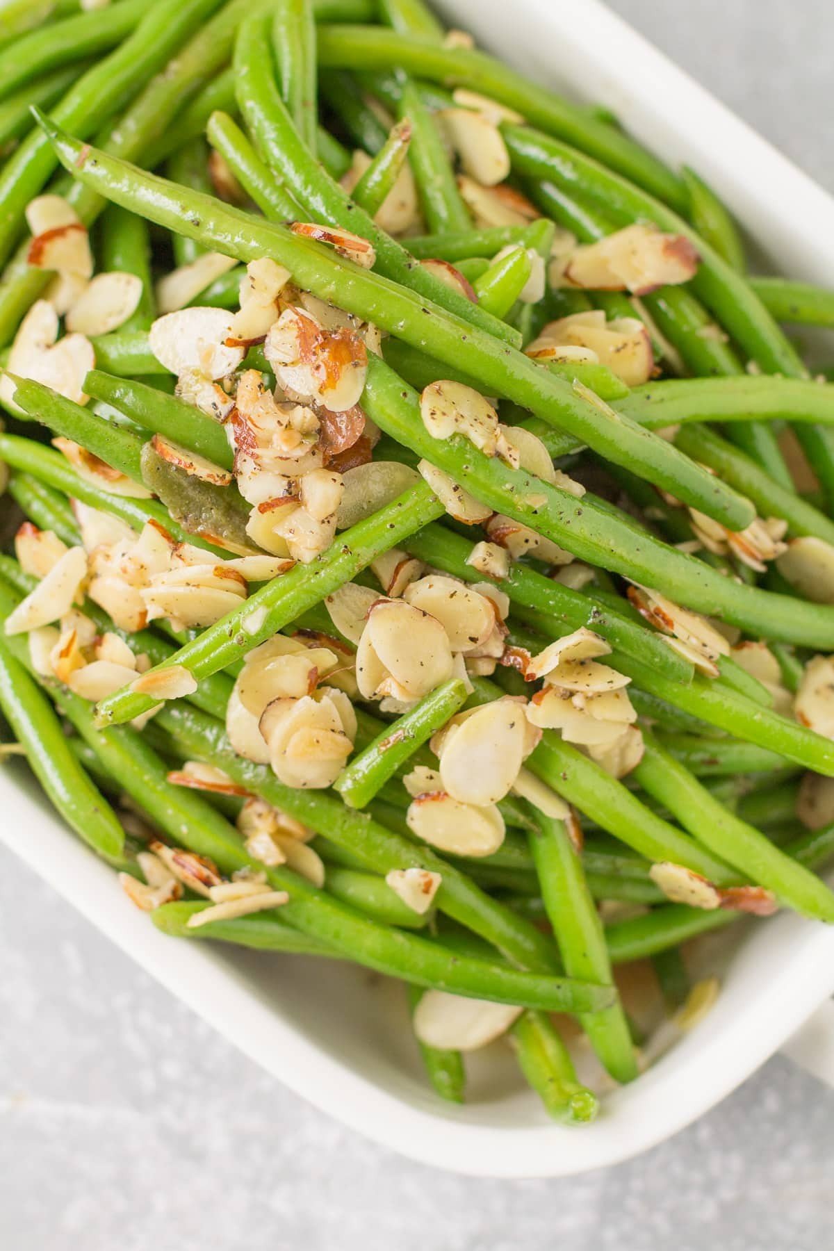 Green beans almondine with toasted slivered almonds