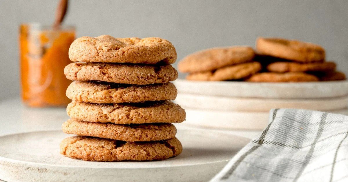 Gluten-free pumpkin snickerdoodles rolled in cinnamon sugar